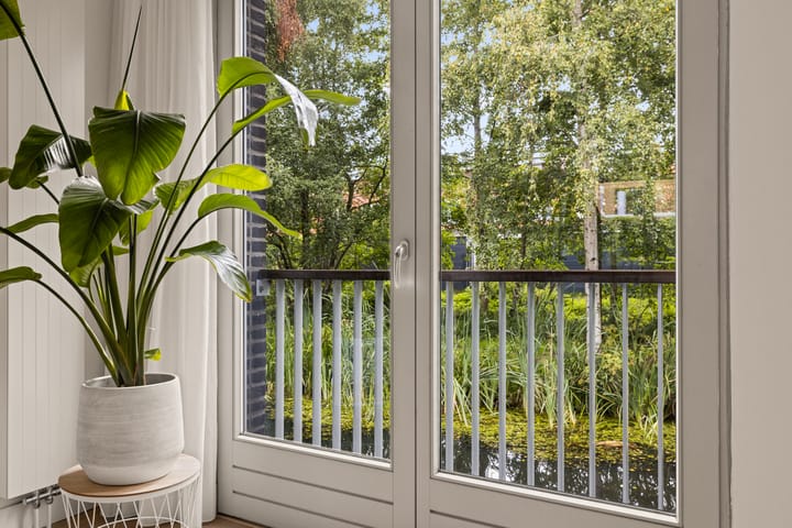 Tussenwoning te koop: Straat van Corsica 75, Amersfoort