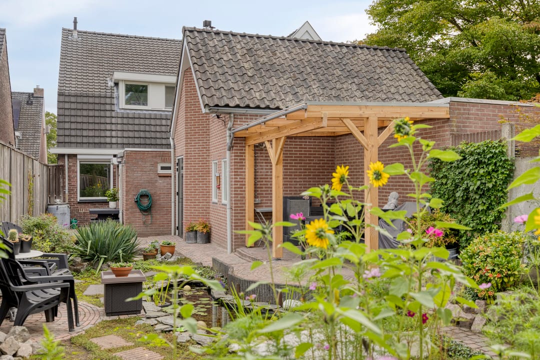 Photo 31 of Canisiusstraat 3
