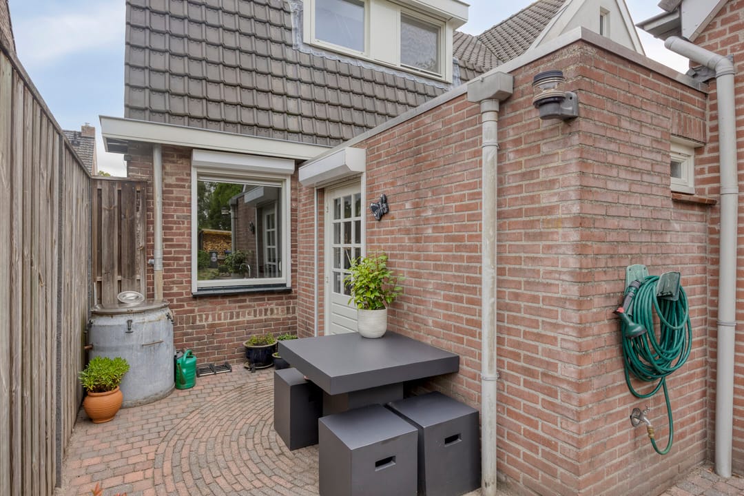 Photo 28 of Canisiusstraat 3