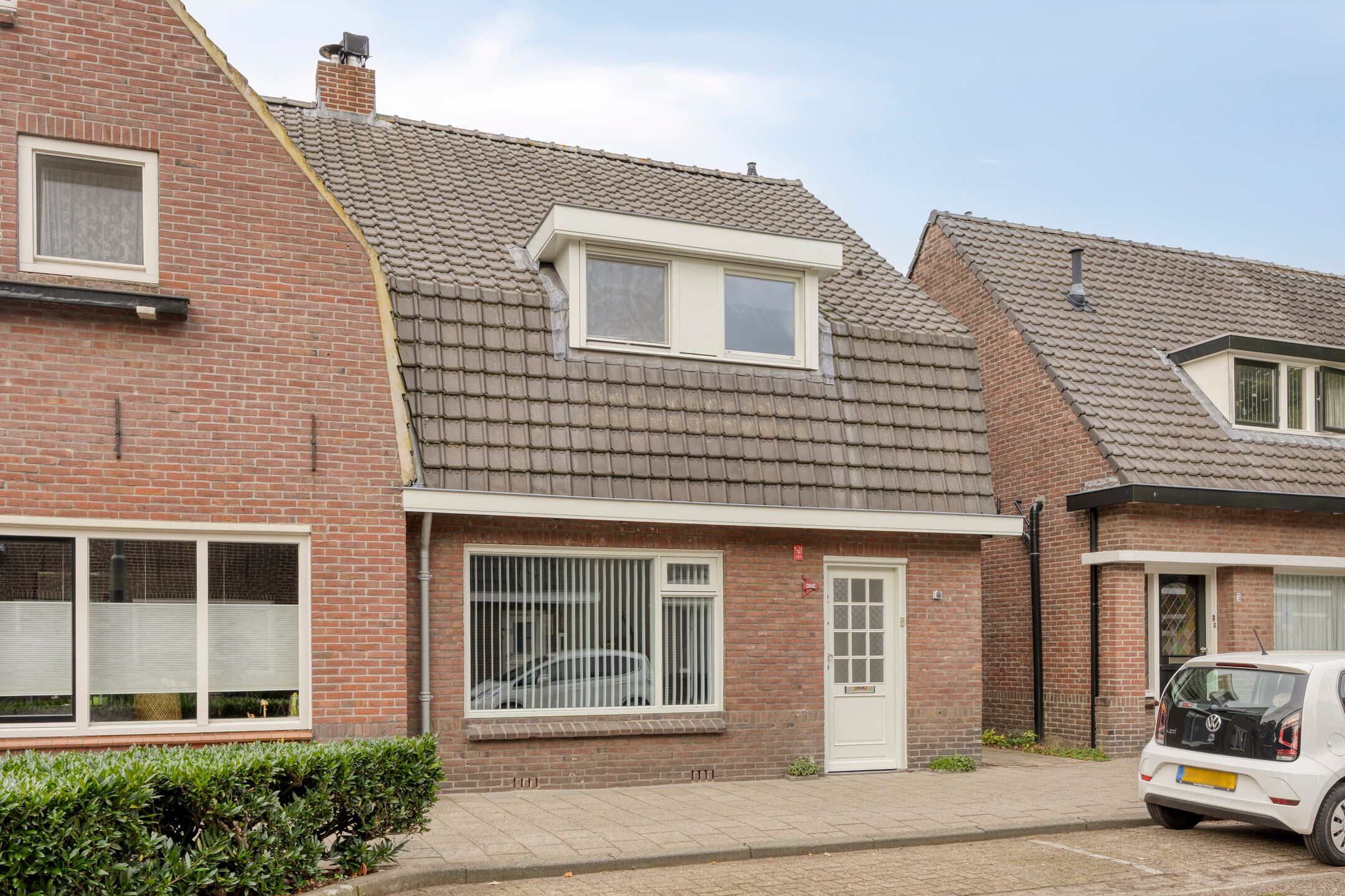 Photo 6 of Canisiusstraat 3
