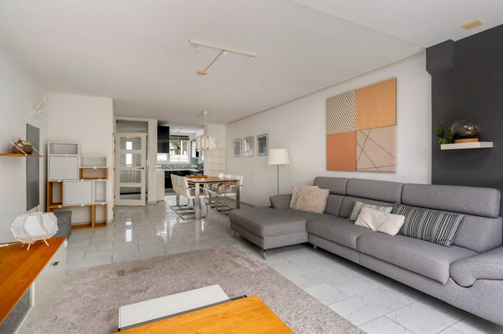Tussenwoning te koop: Bocholtstraat 34, Amsterdam