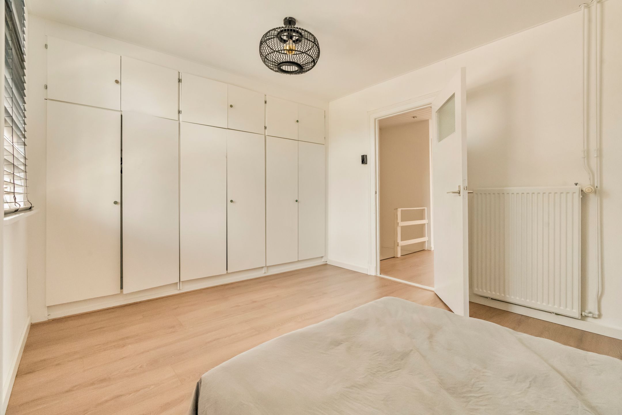 Photo 45 of Groenelaan 8