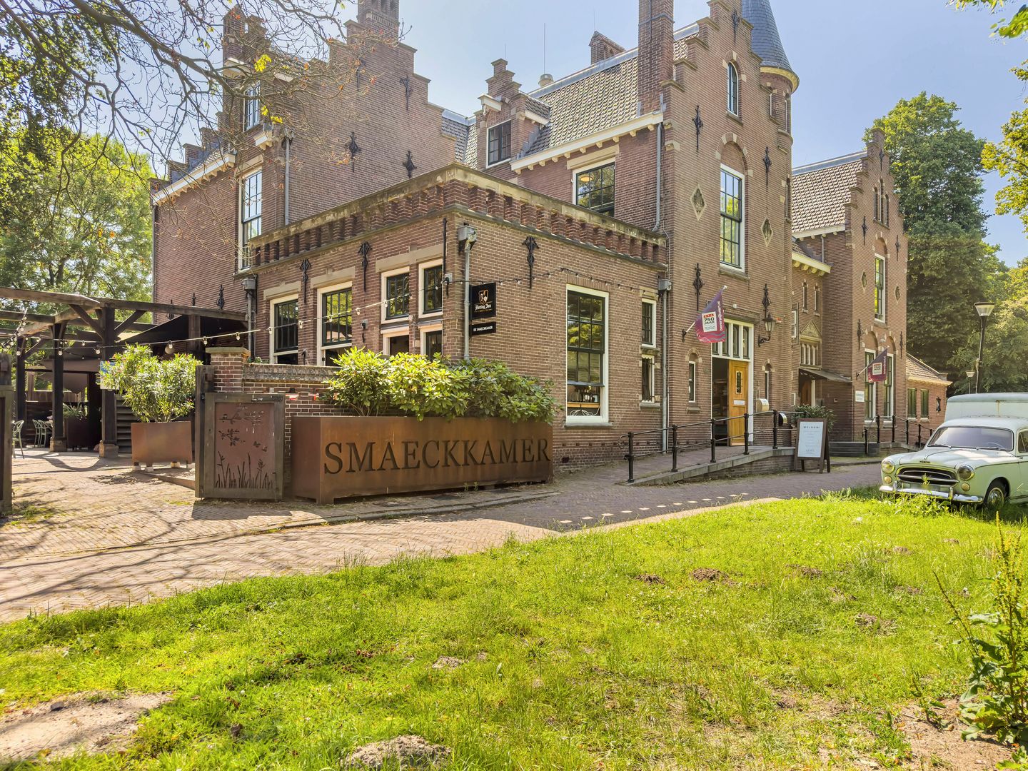 Photo 59 of Groenelaan 8