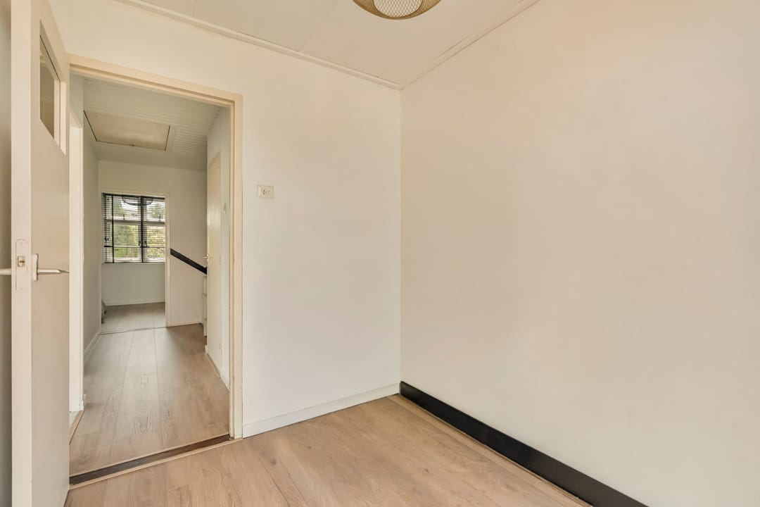 Photo 47 of Groenelaan 8
