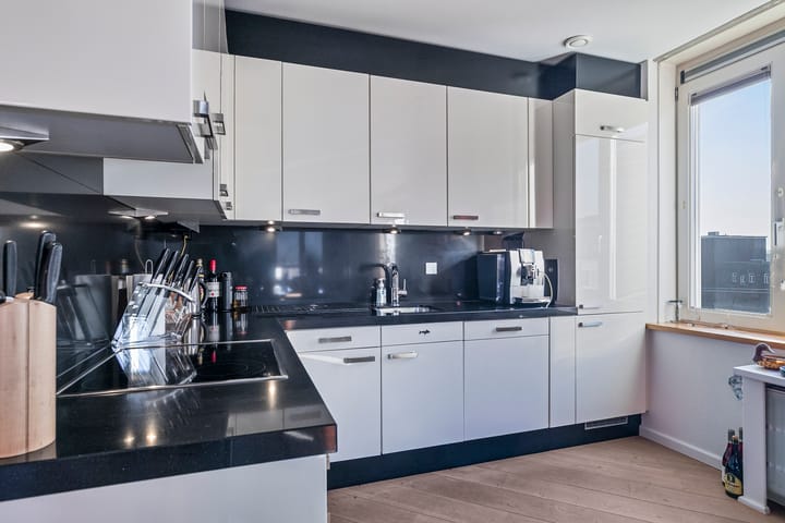 Appartement te koop: Beneluxlaan 669, Almere