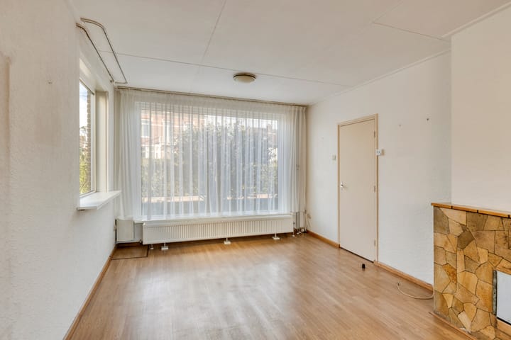 Twee-onder-één-kap te koop: Zuider Parallelweg 26A, Velp (Ge)