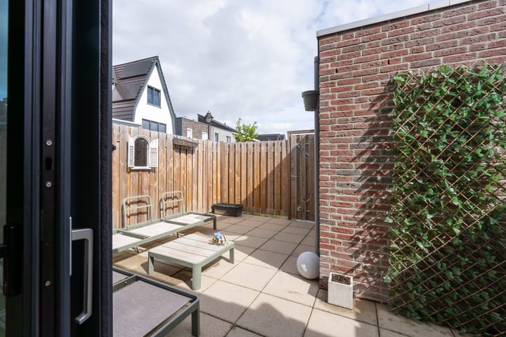 Foto 4 van John Bardeenstraat 6