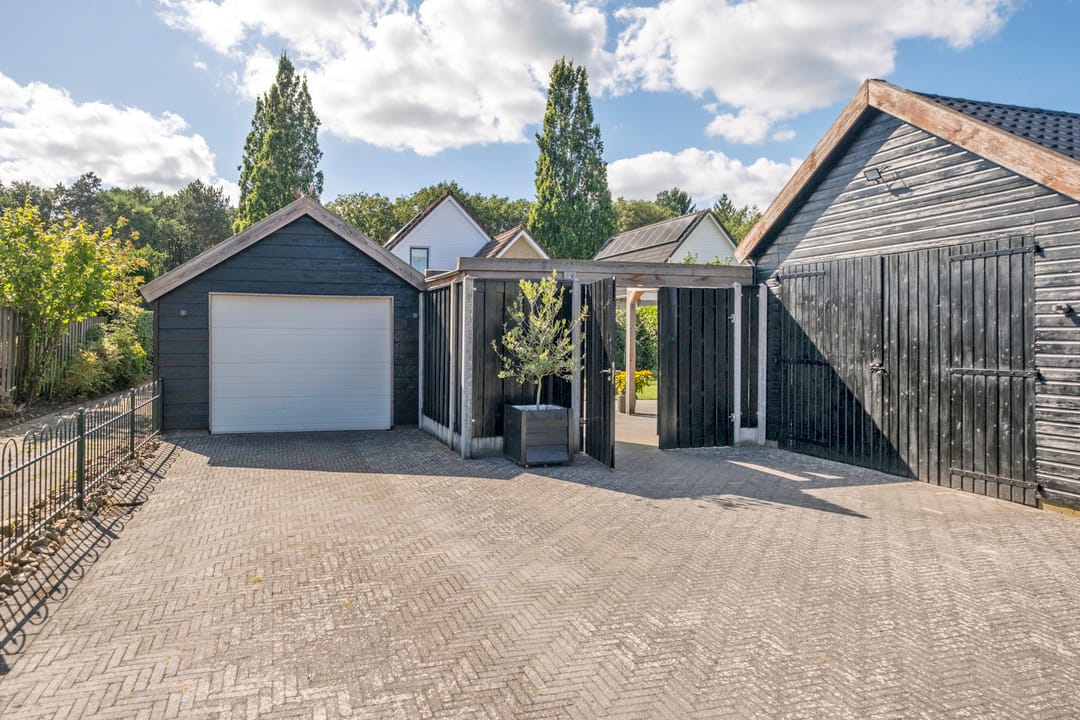 Foto 53 van Landschrijverlaan 40