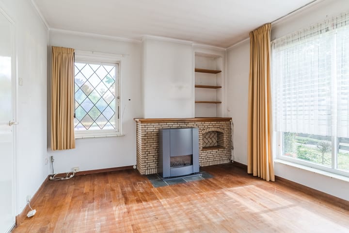 Vrijstaande woning te koop: Wilhelminalaan 15, Geldrop