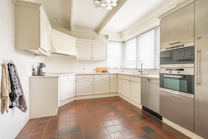 Vrijstaande woning te koop: Zevenenderdrift 4, Laren (Nh)
