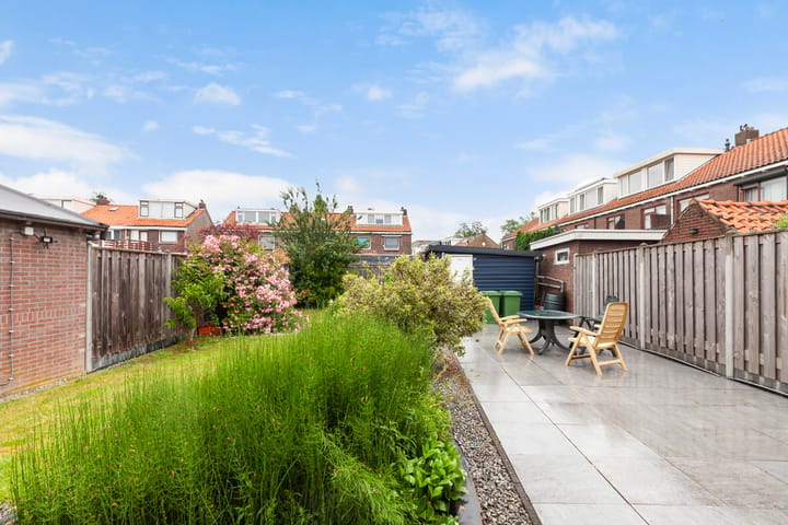 Photo 4 of Leliestraat 37