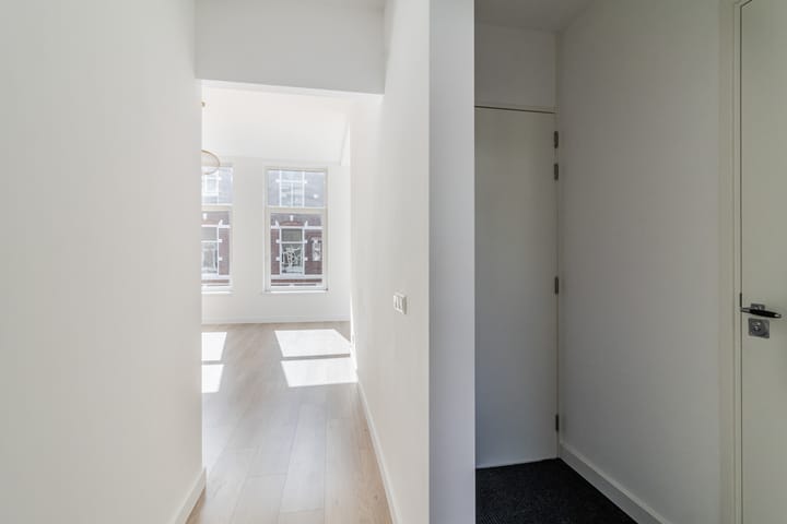 Appartement te koop: Van Swietenstraat 107, 'S-Gravenhage