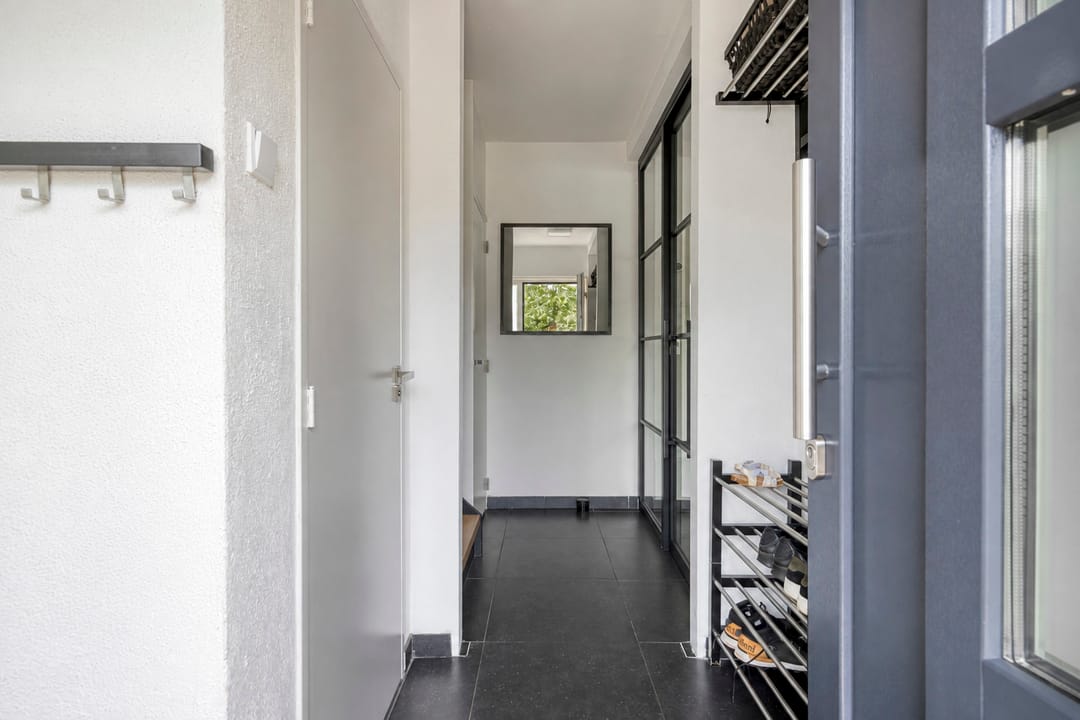 Photo 11 of Antwerpenlaan 105