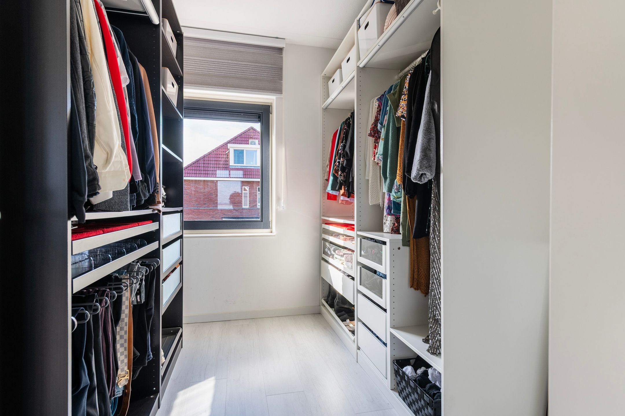 Photo 24 of Zeebiesstraat 10