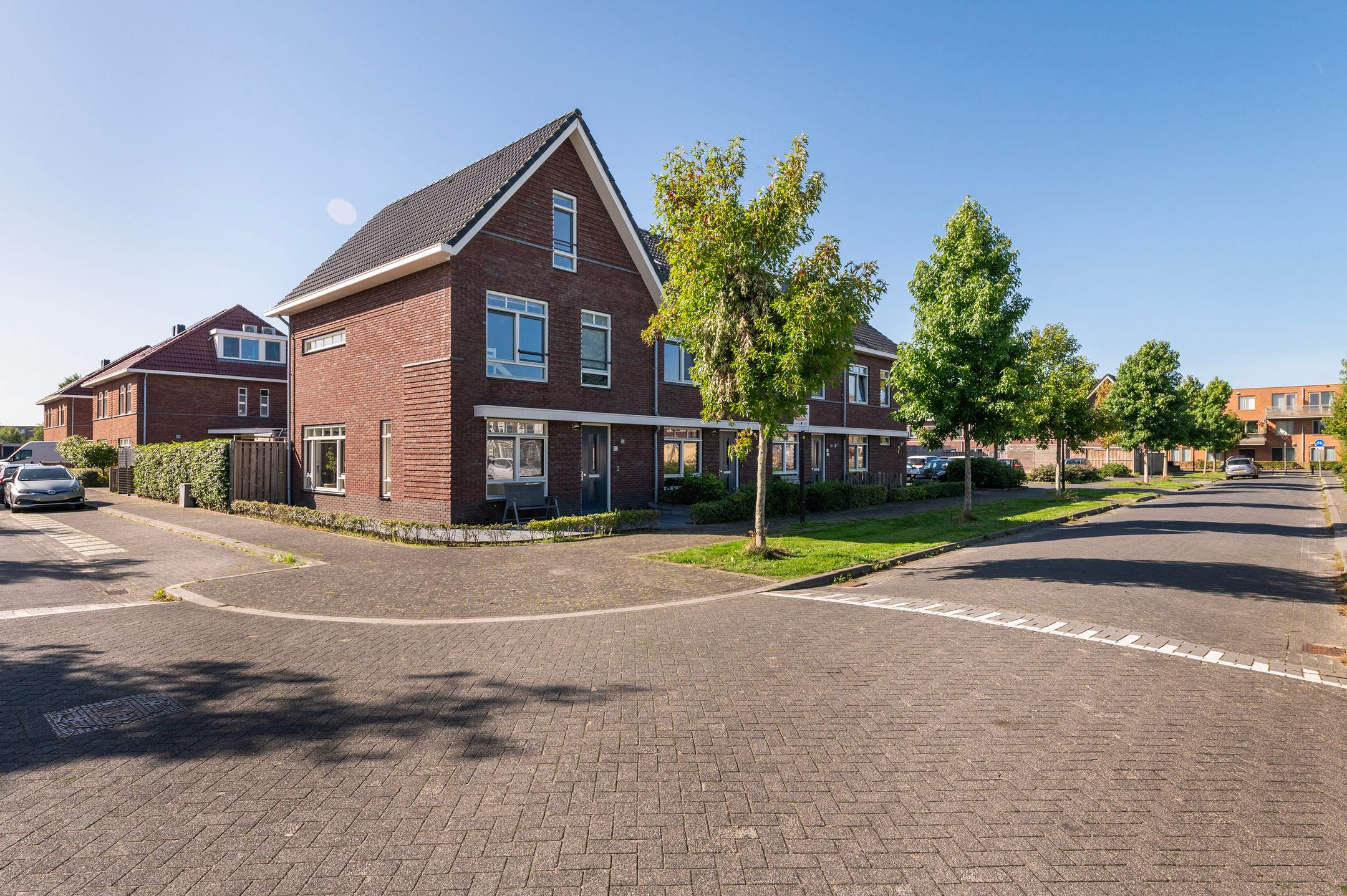 Photo 36 of Zeebiesstraat 10
