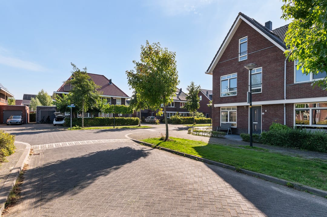 Photo 37 of Zeebiesstraat 10