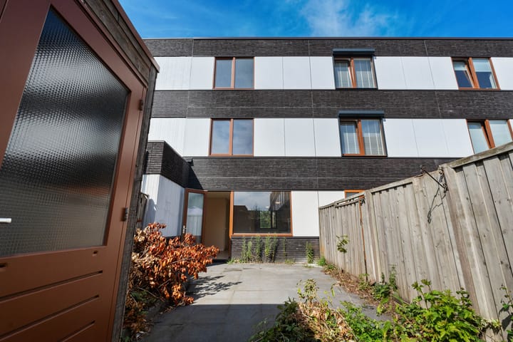Tussenwoning te koop: Jan van der Horststraat 78, Haarlem