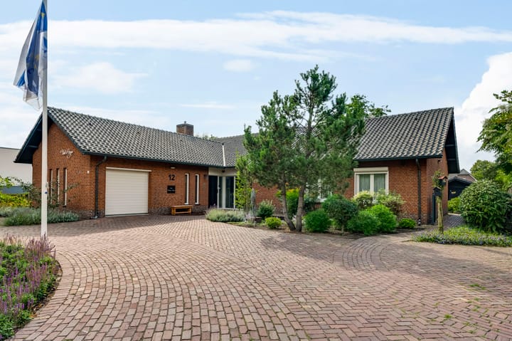 Vrijstaande woning te koop: Mgr Verstraelenstraat 12, Sevenum