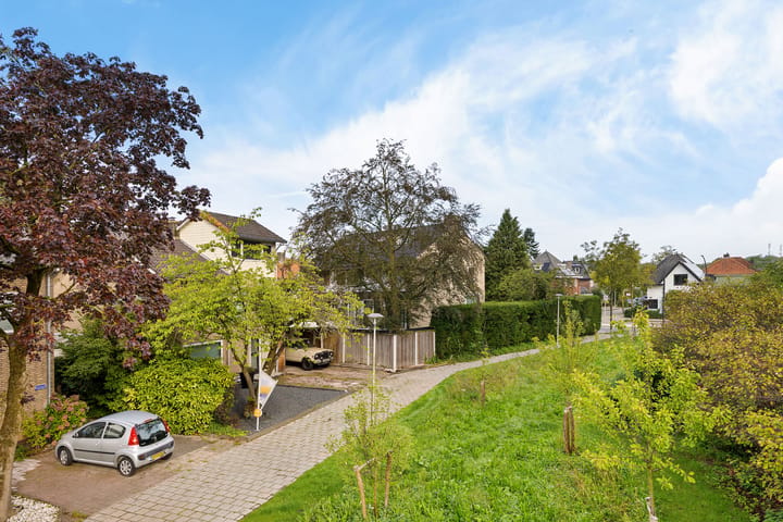 Tussenwoning te koop: Hofstedeweg 209, Enschede