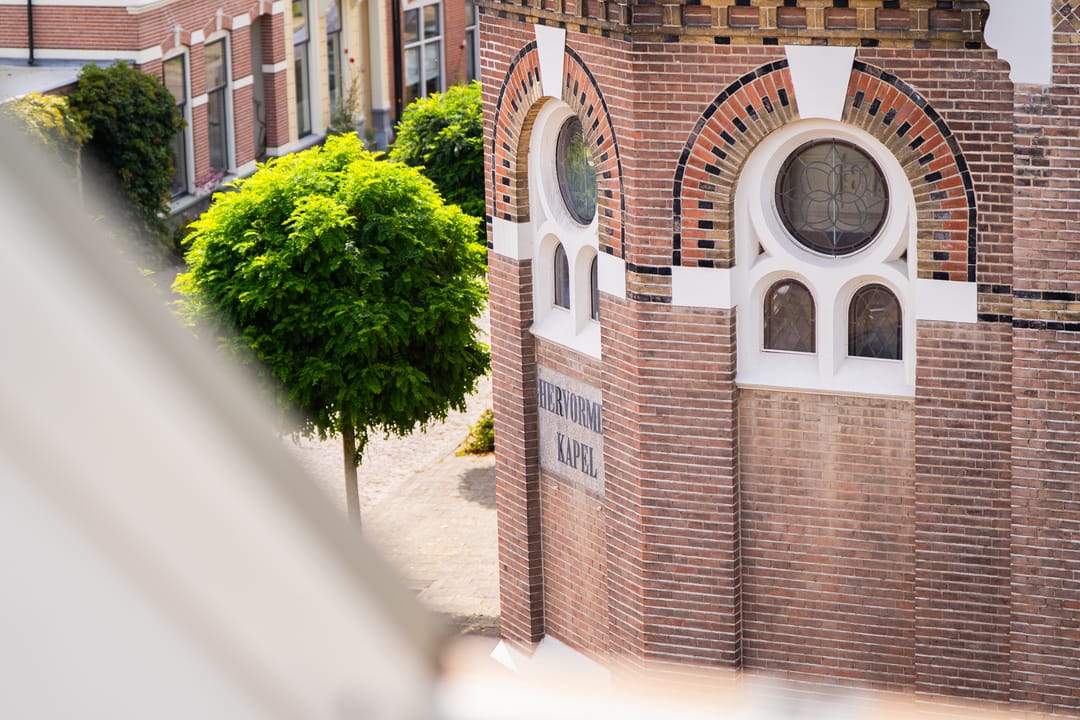 Photo 26 of Graaf van Burenstraat 8