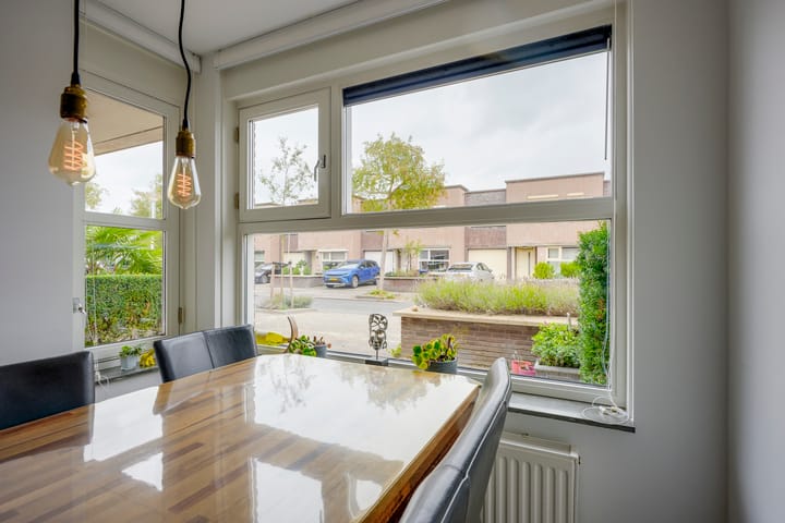 Tussenwoning te koop: Bikkerspolder 2, De Meern