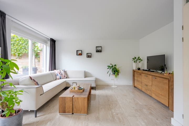 Tussenwoning te koop: Bikkerspolder 2, De Meern