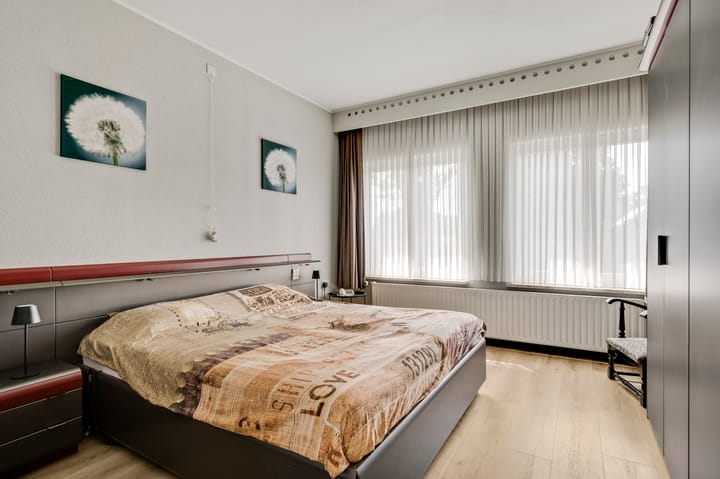 Vrijstaande woning te koop: Mgr Verstraelenstraat 12, Sevenum