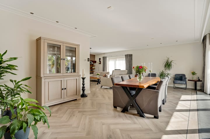 Vrijstaande woning te koop: Mgr Verstraelenstraat 12, Sevenum