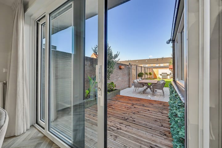 Tussenwoning te koop: De Hoogstraat 4, Vlijmen