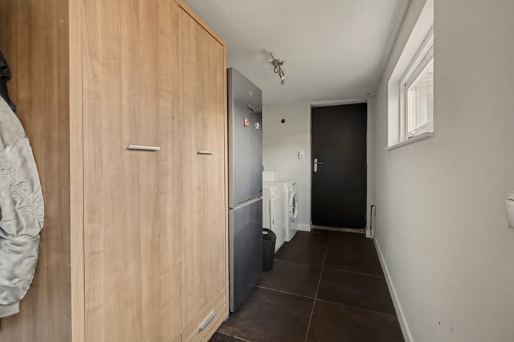 Tussenwoning te koop: De Hoogstraat 4, Vlijmen