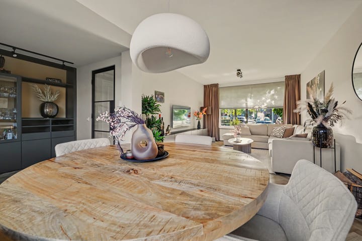Tussenwoning te koop: De Hoogstraat 4, Vlijmen