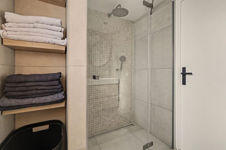Tussenwoning te koop: De Hoogstraat 4, Vlijmen