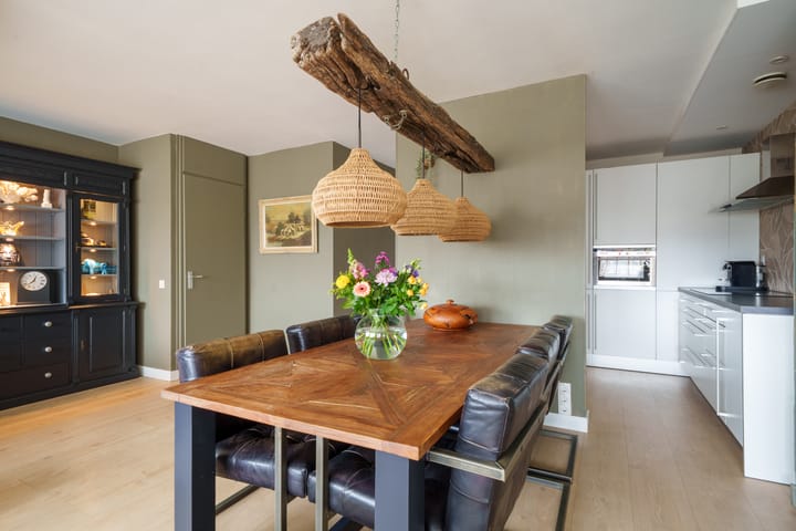 Appartement te koop: Flevostraat 76, Almere