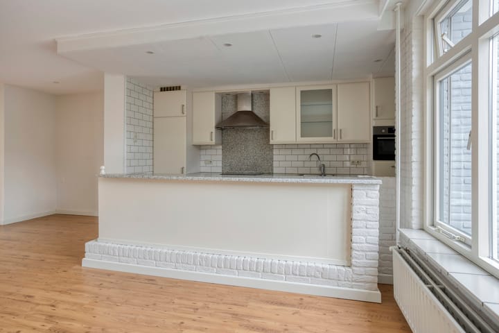 Tussenwoning te koop: Irisstraat 6, Steenbergen (Nb)