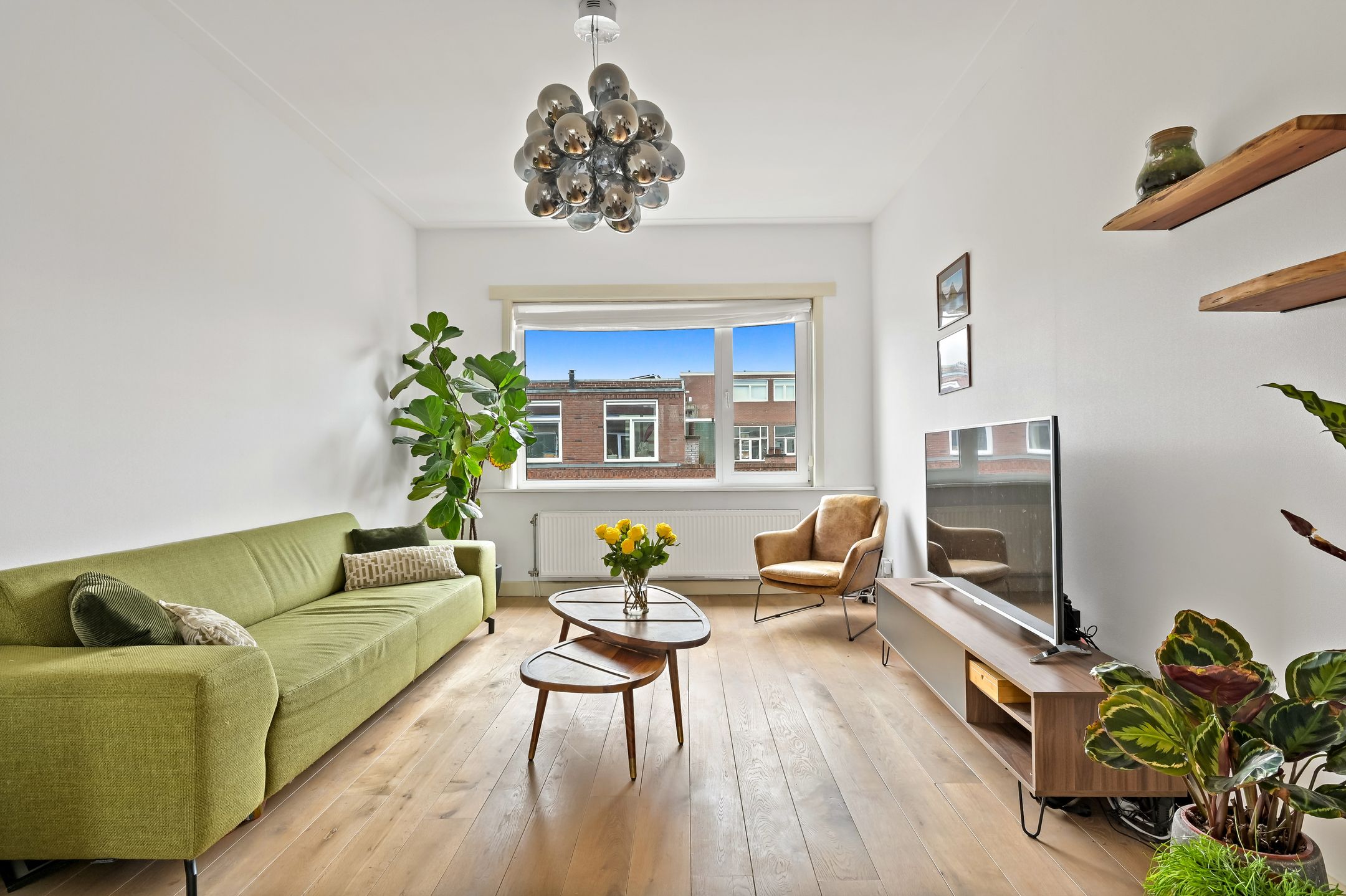Photo 9 of Hendrik Zwaardecroonstraat 156