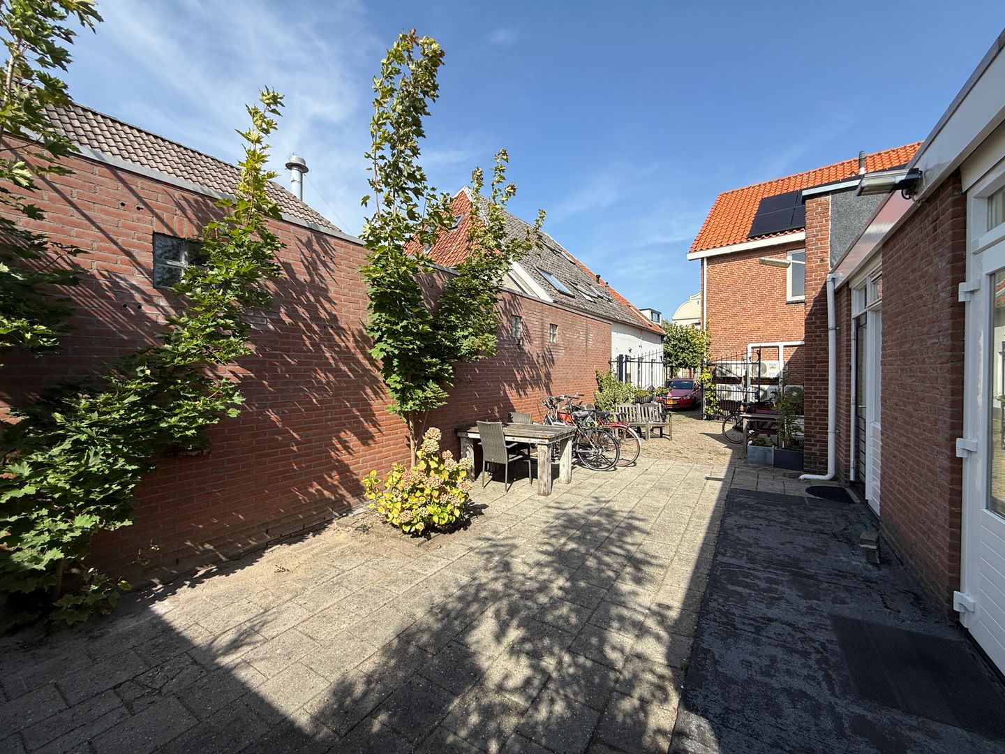 View photo 3 of Zandstraat 45