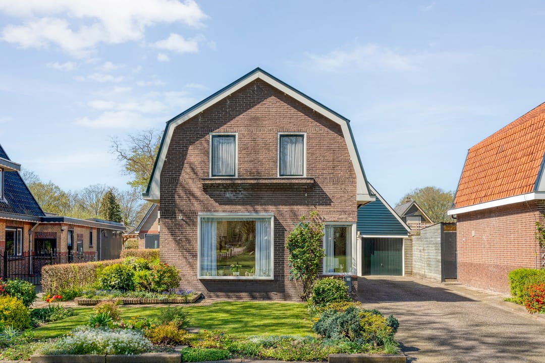 Photo 11 of Brinkstraat 10