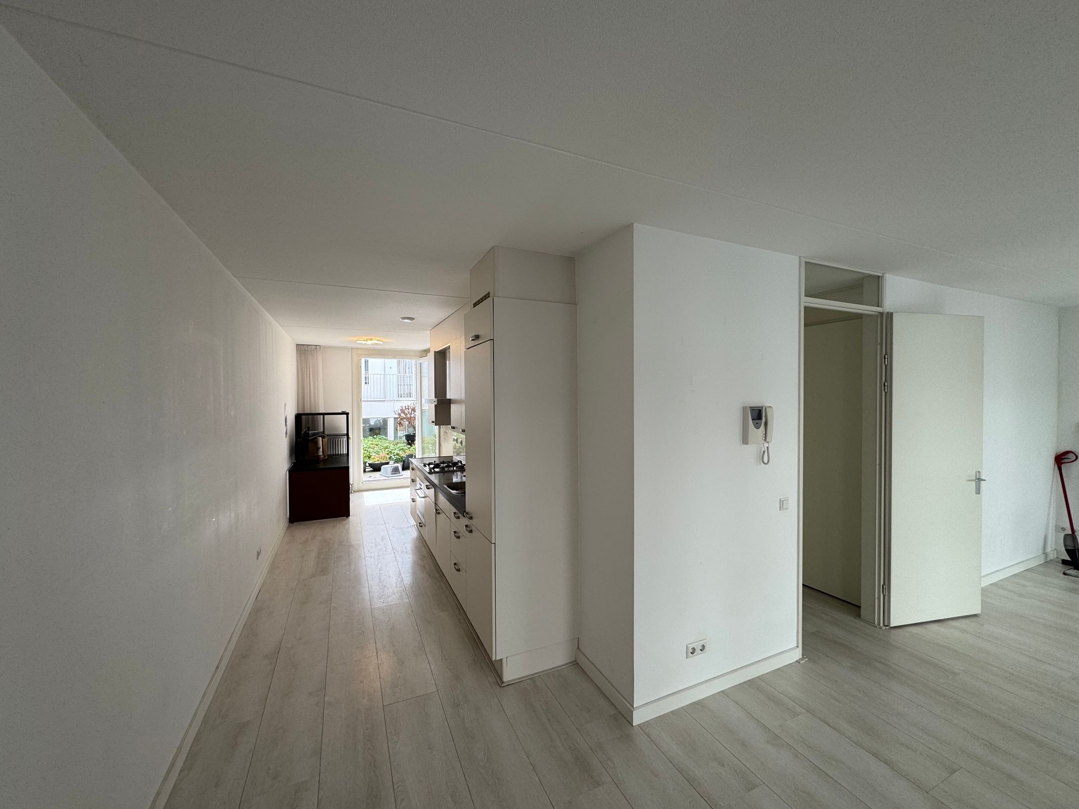 Photo 6 of Drossestraat 36