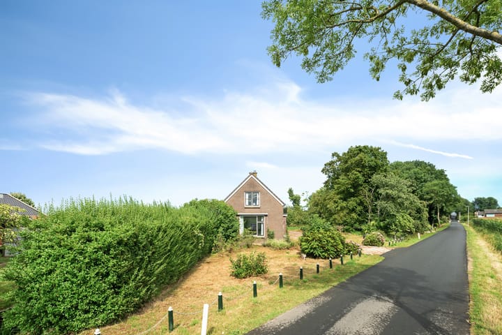 Vrijstaande woning te koop: Nijensteinseweg 41, Hagestein