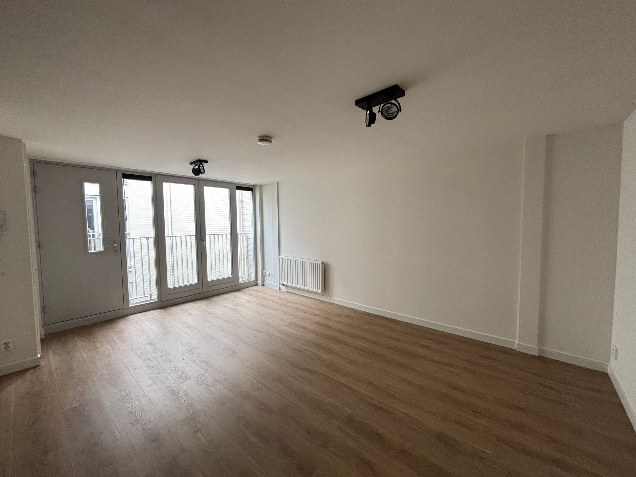 Photo 3 of Bellamystraat 49-F
