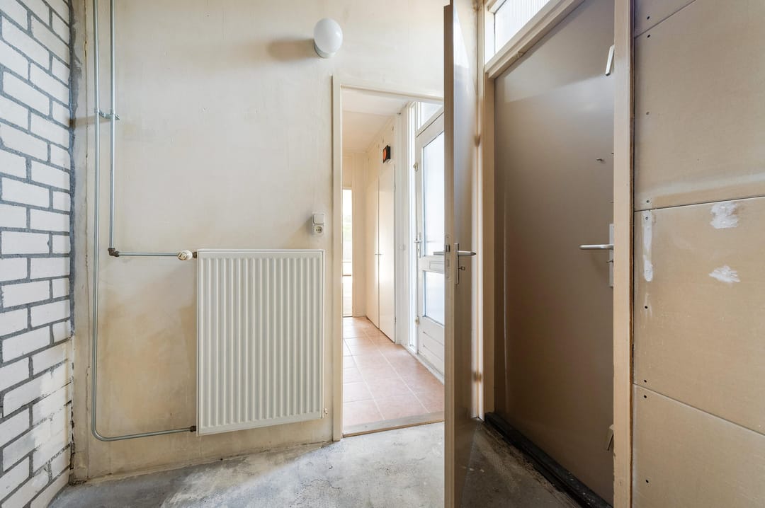 Photo 17 of Helmondstraat 73