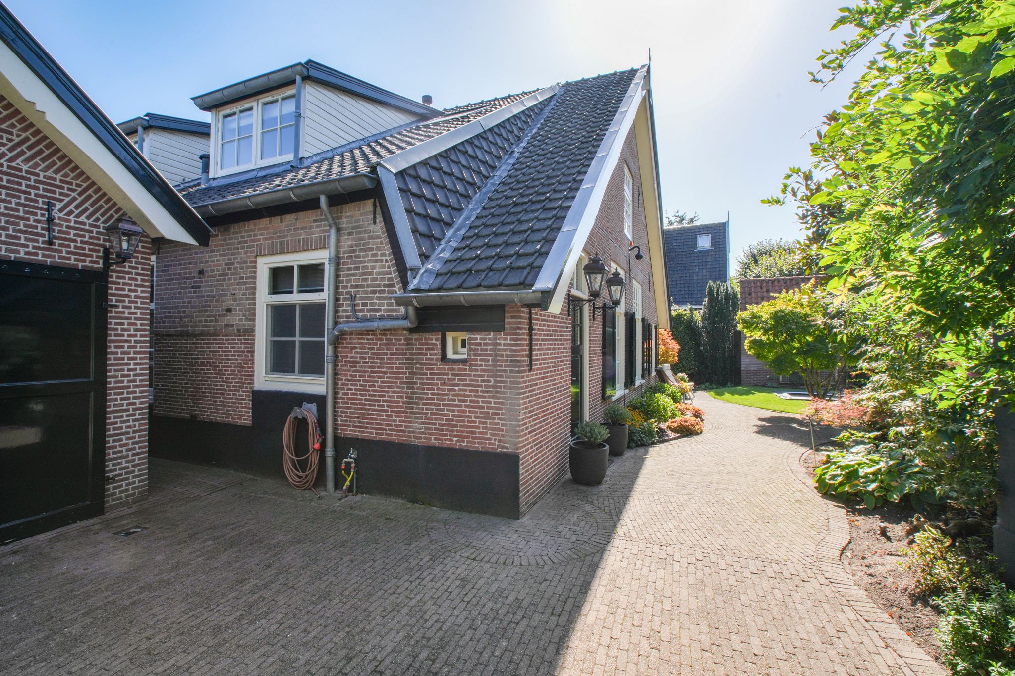 Foto 42 van Middenweg 25
