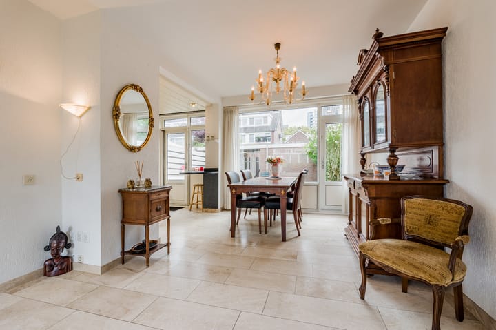 Tussenwoning te koop: Landsteinerstraat 6, Diemen