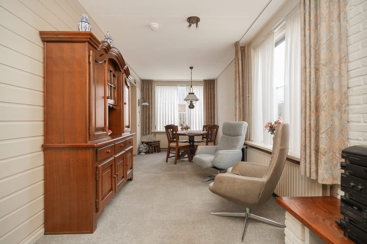 Twee-onder-één-kap te koop: Schoolstraat 5, Rossum (Ge)
