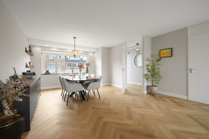 Tussenwoning te koop: Prunuskade 33, Rijswijk (Zh)