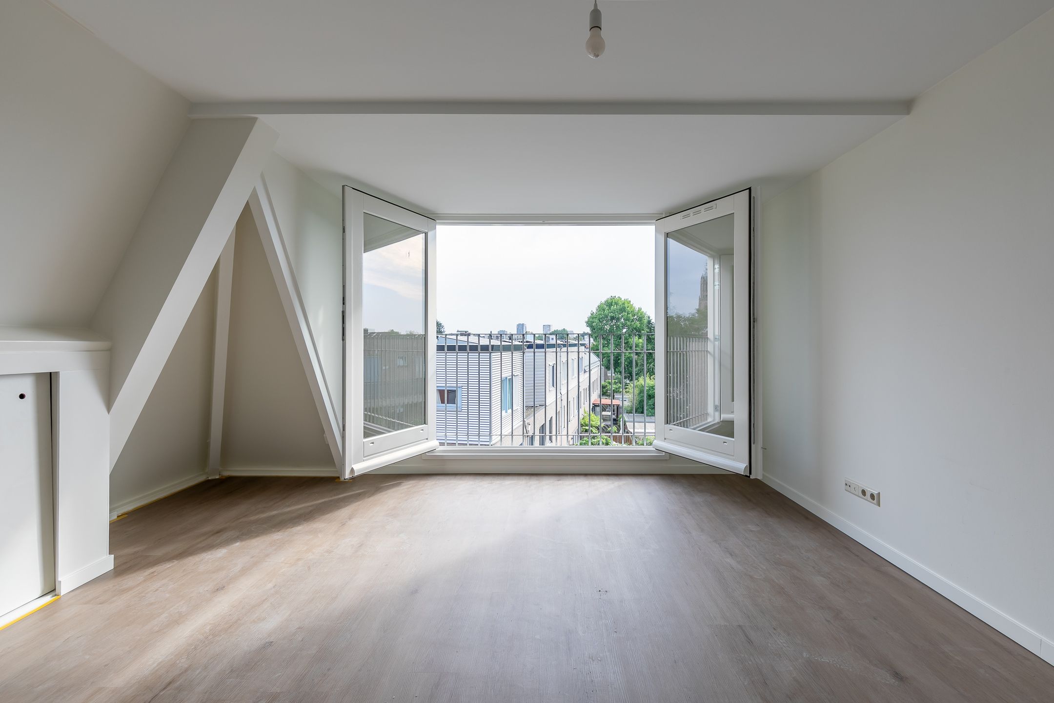 Photo 6 of Bekensteinselaan 48-H