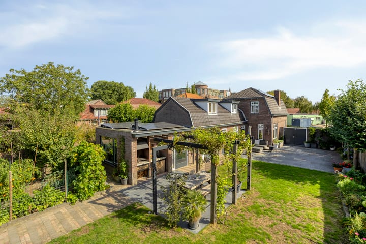 Foto 2 van Van Vroonhovenlaan 15