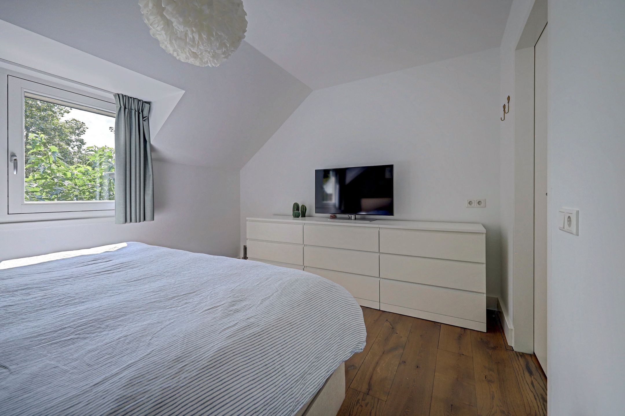 Photo 39 of Burgemeester van Randwijckstraat 42