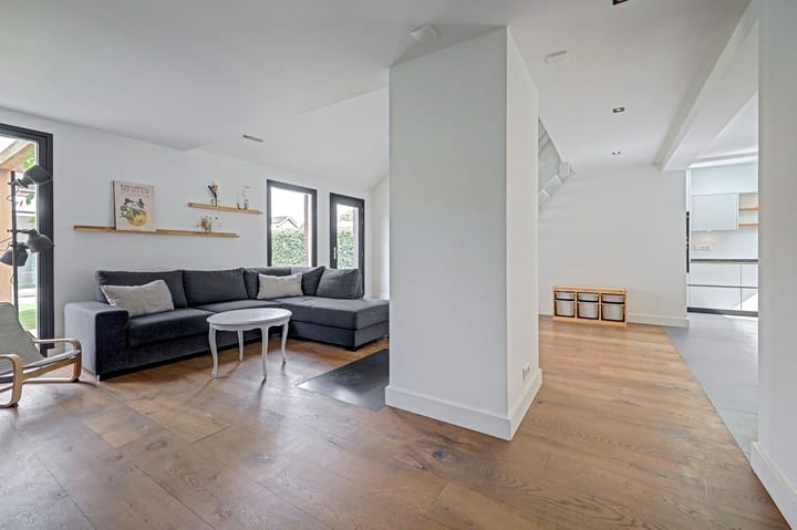 Hoekwoning te koop: Burgemeester van Randwijckstraat 42, Rossum (Ge)