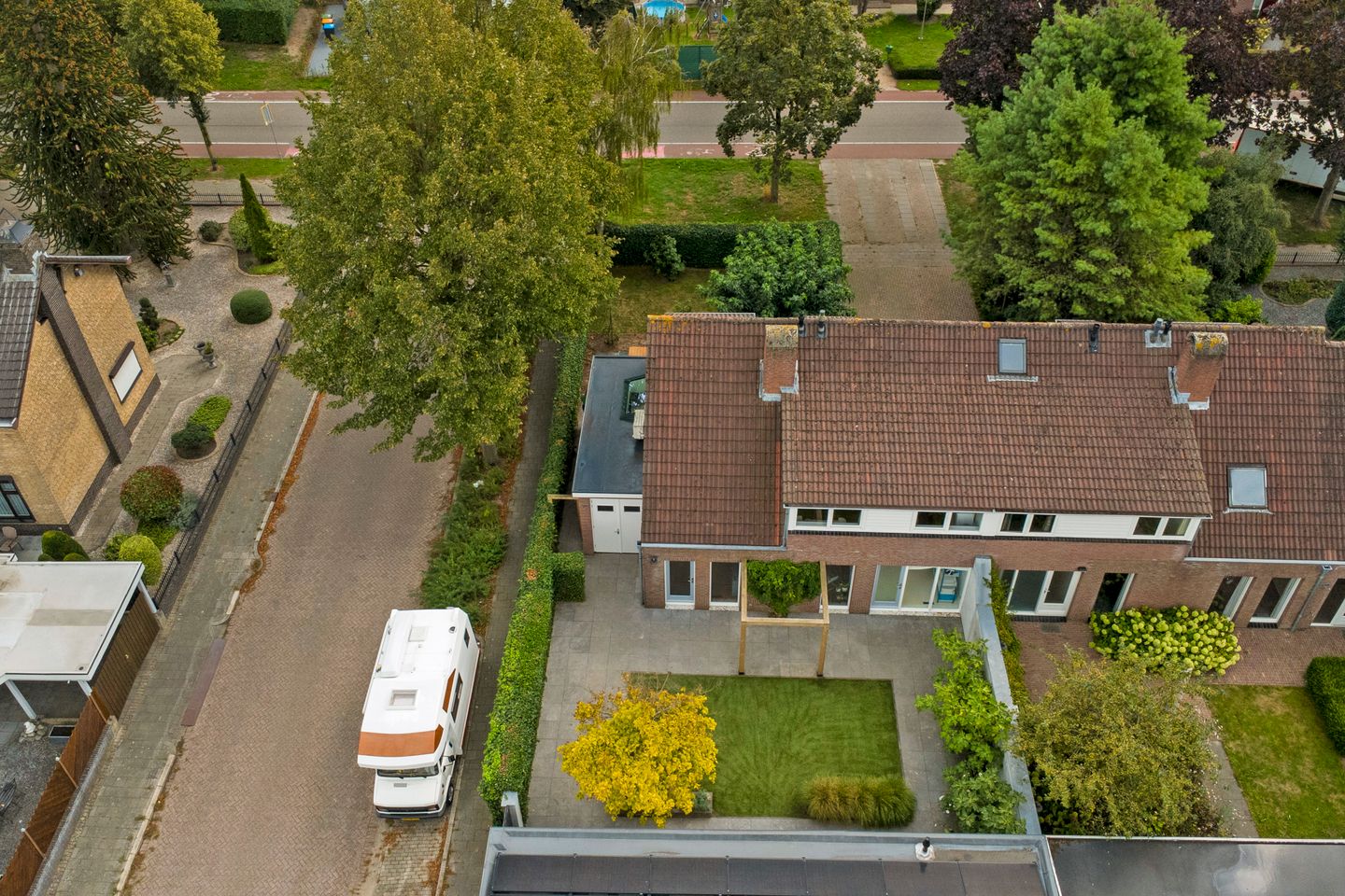 Photo 64 of Burgemeester van Randwijckstraat 42